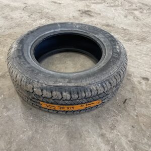 (1) 205 70 R15 All Season
